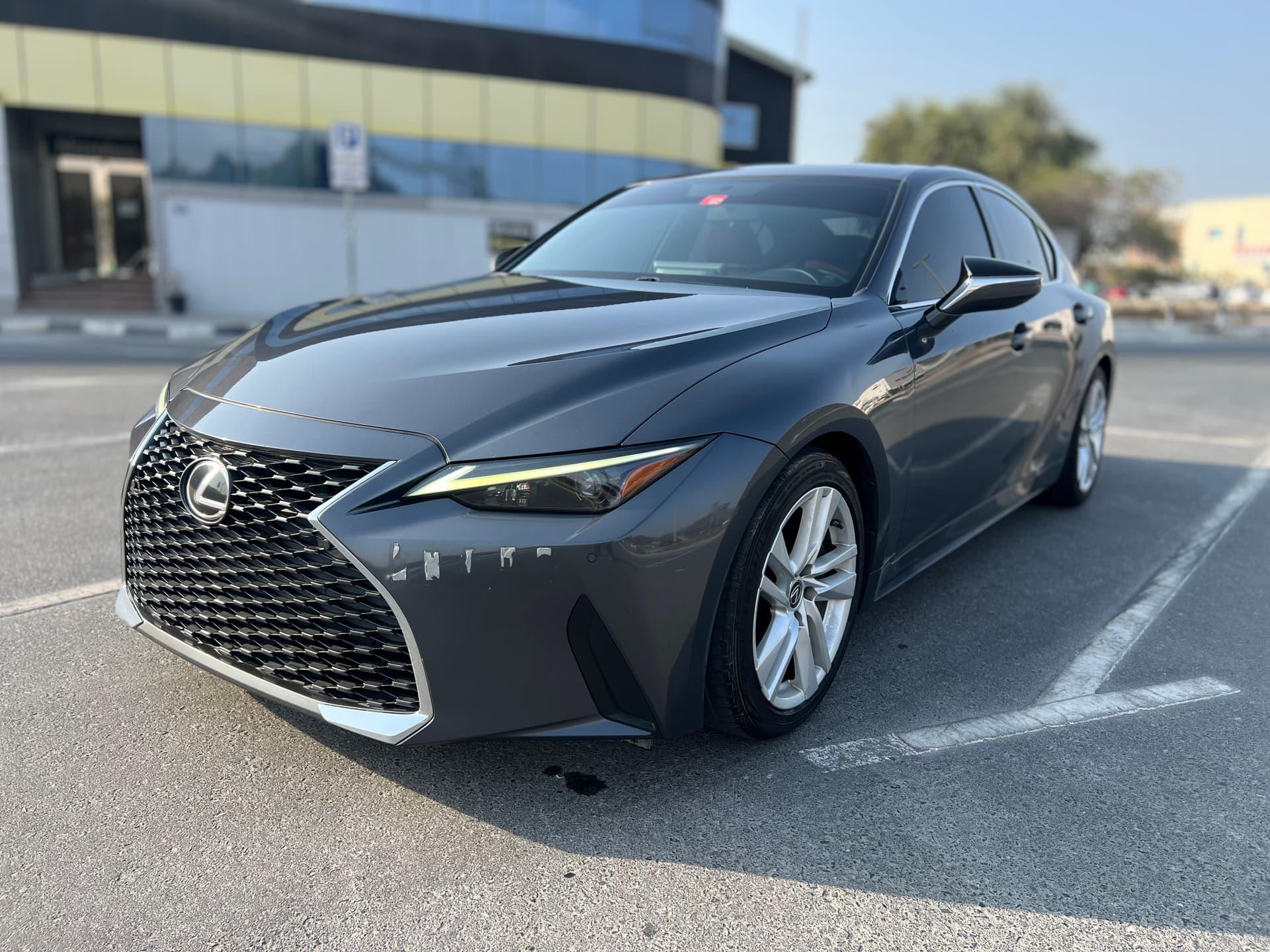 2022 Lexus IS 300 GCC - view 1