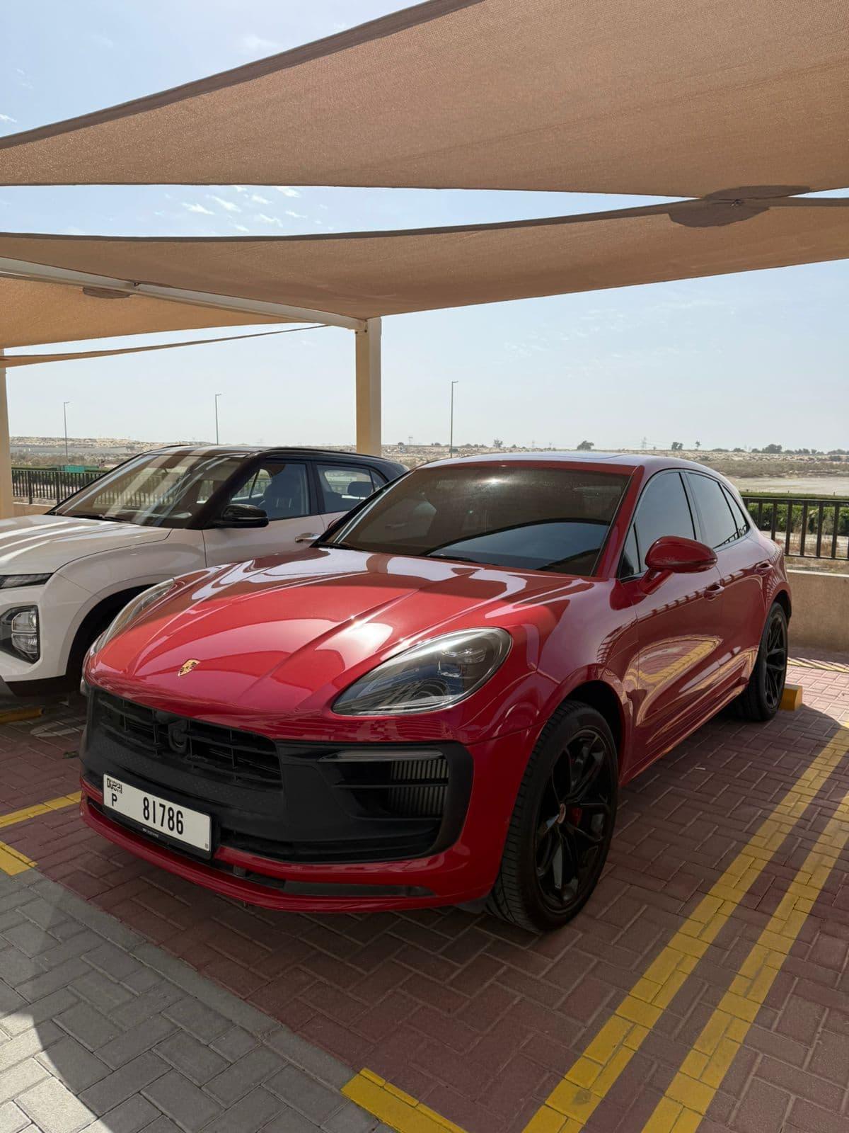 2022 Porsche Macan GTS in Dubai, photo 1 of 7