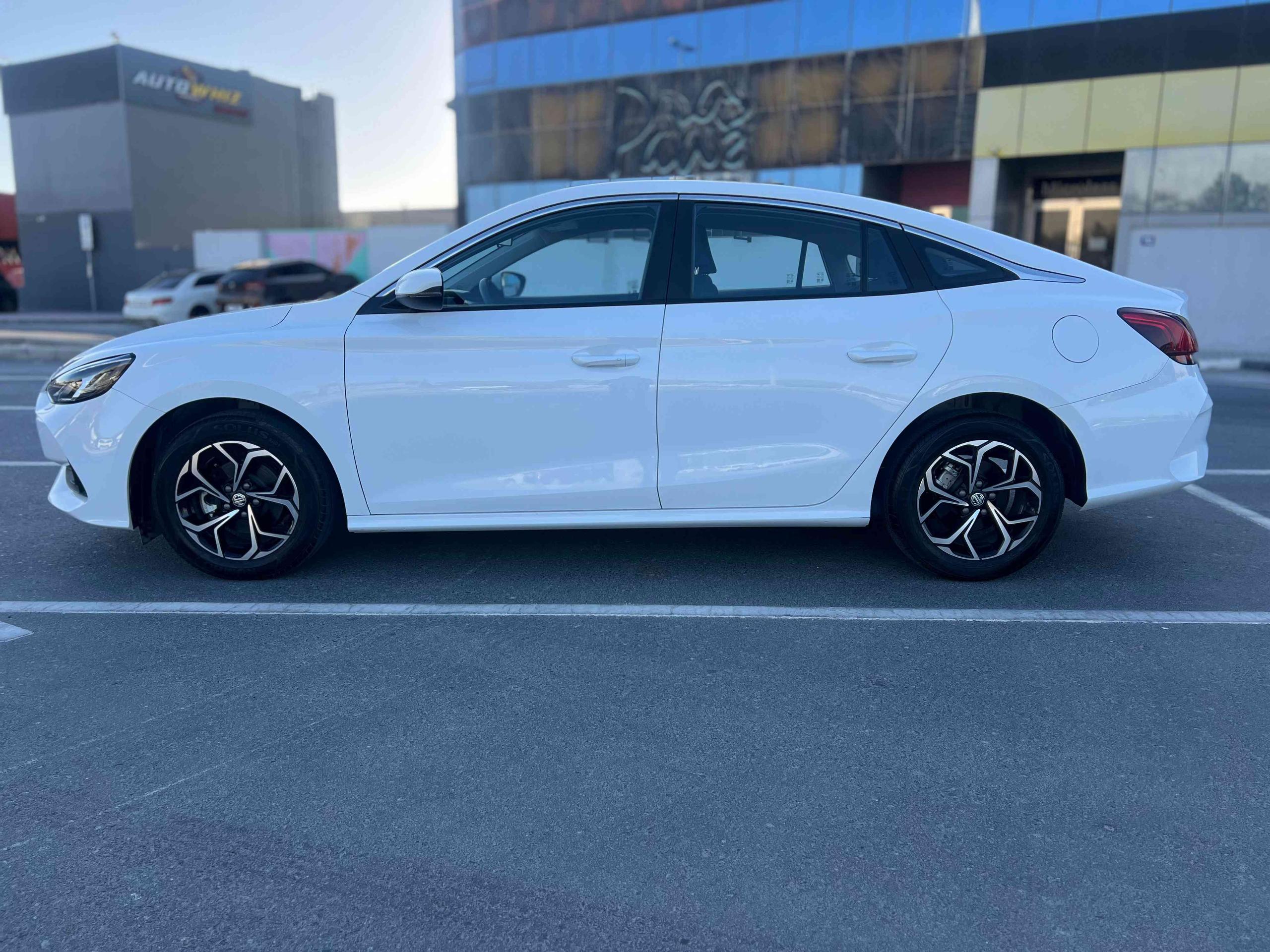 Pay 999 AED Monthly 0 Down Payment | MG GT 2025 - view 3