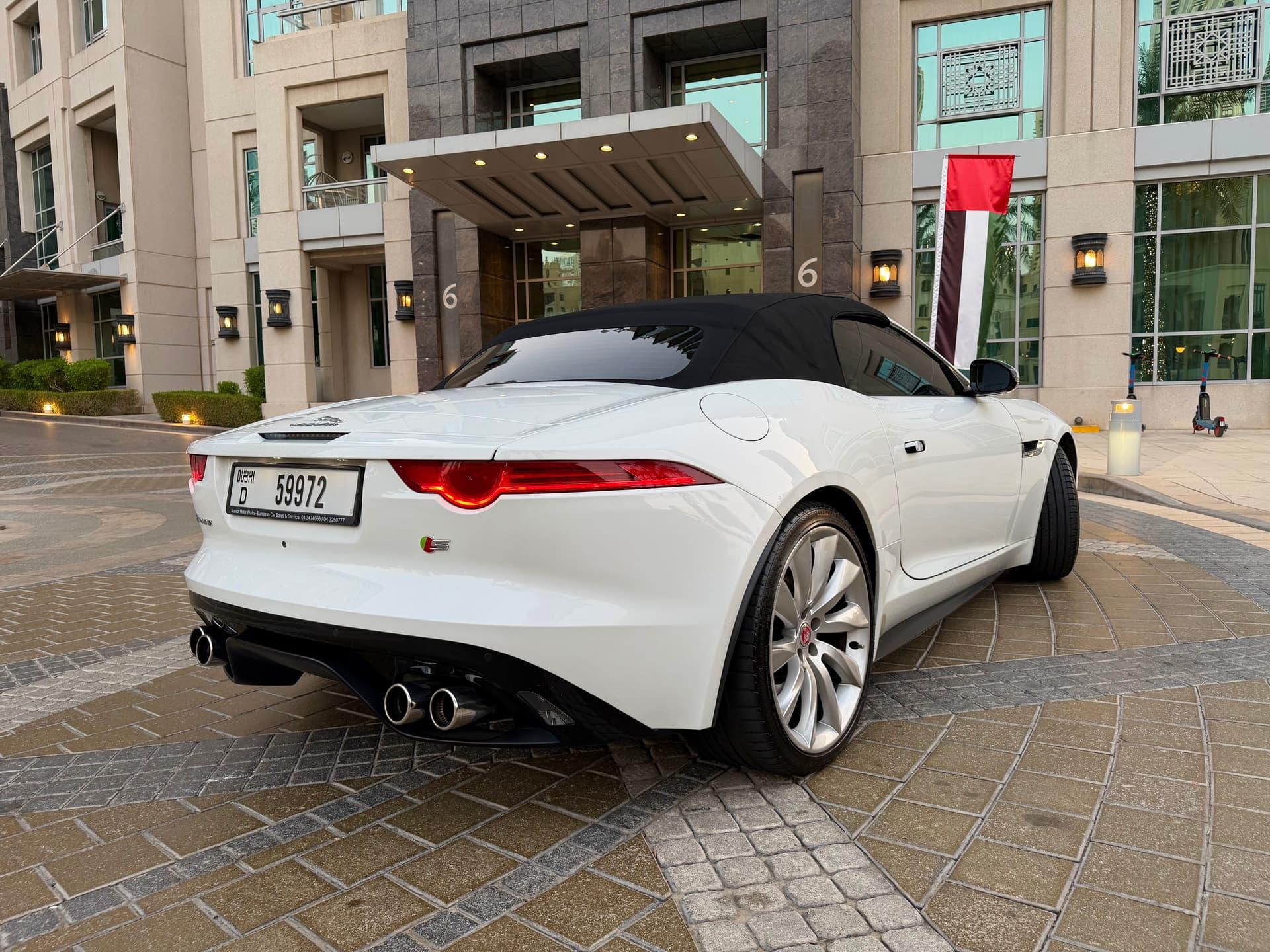 Jaguar F-TYPE V8 2015 GCC | Excellent Condition - view 8