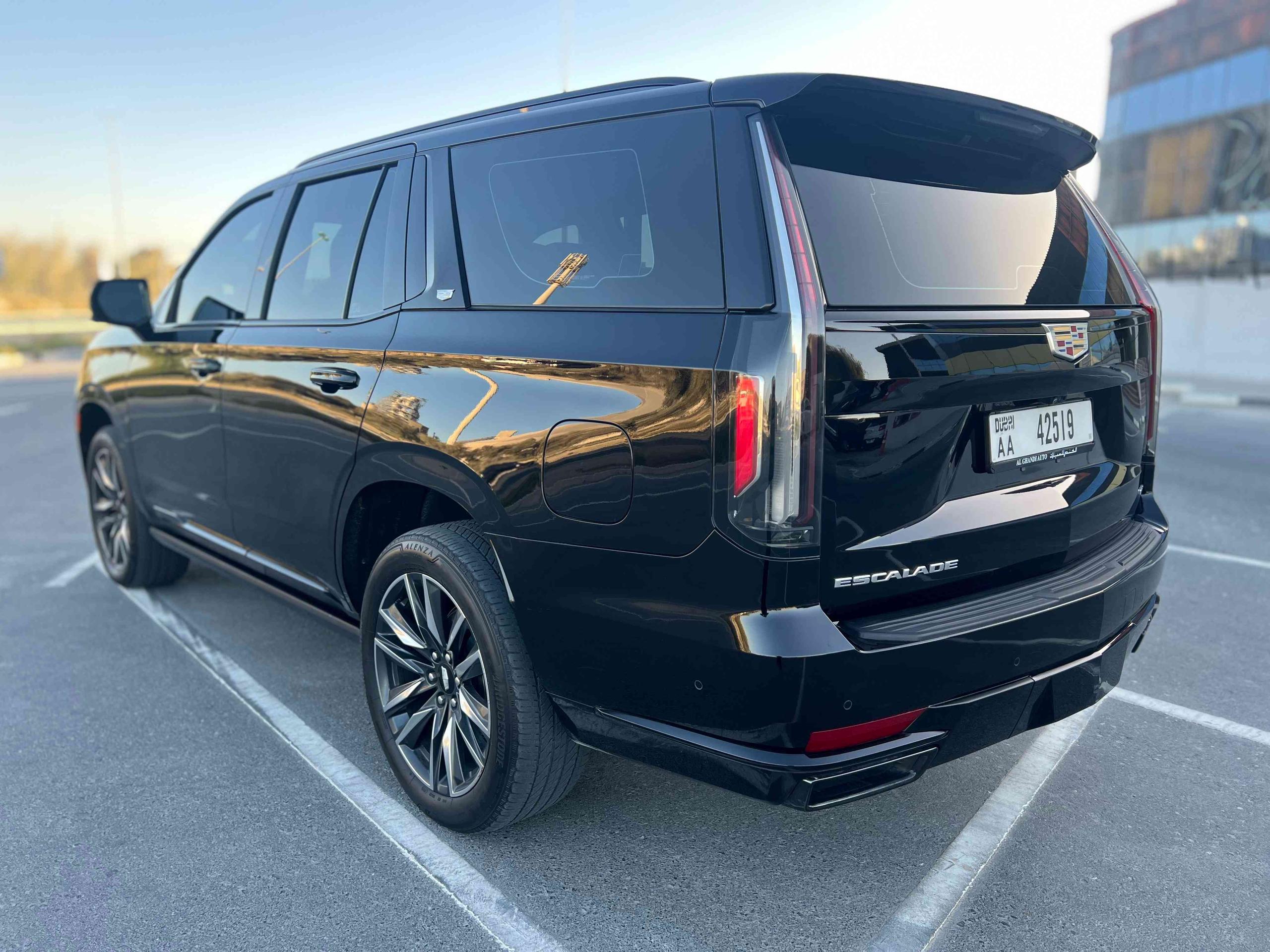 Pay Monthly 6900 AED | 2024 Cadillac Escalade fully loaded - view 4