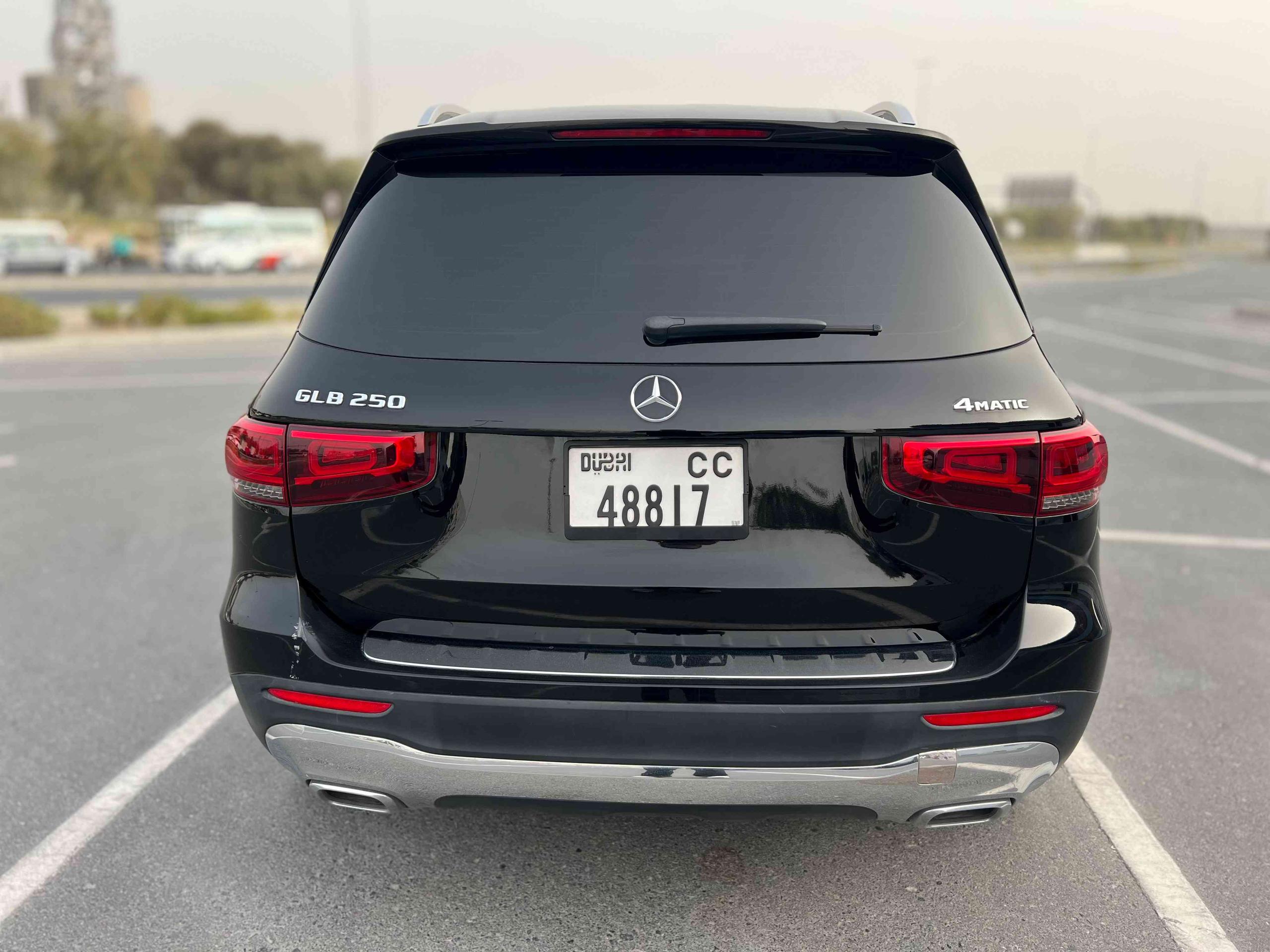 Mercedes Benz GLB 250 4Matic - view 8