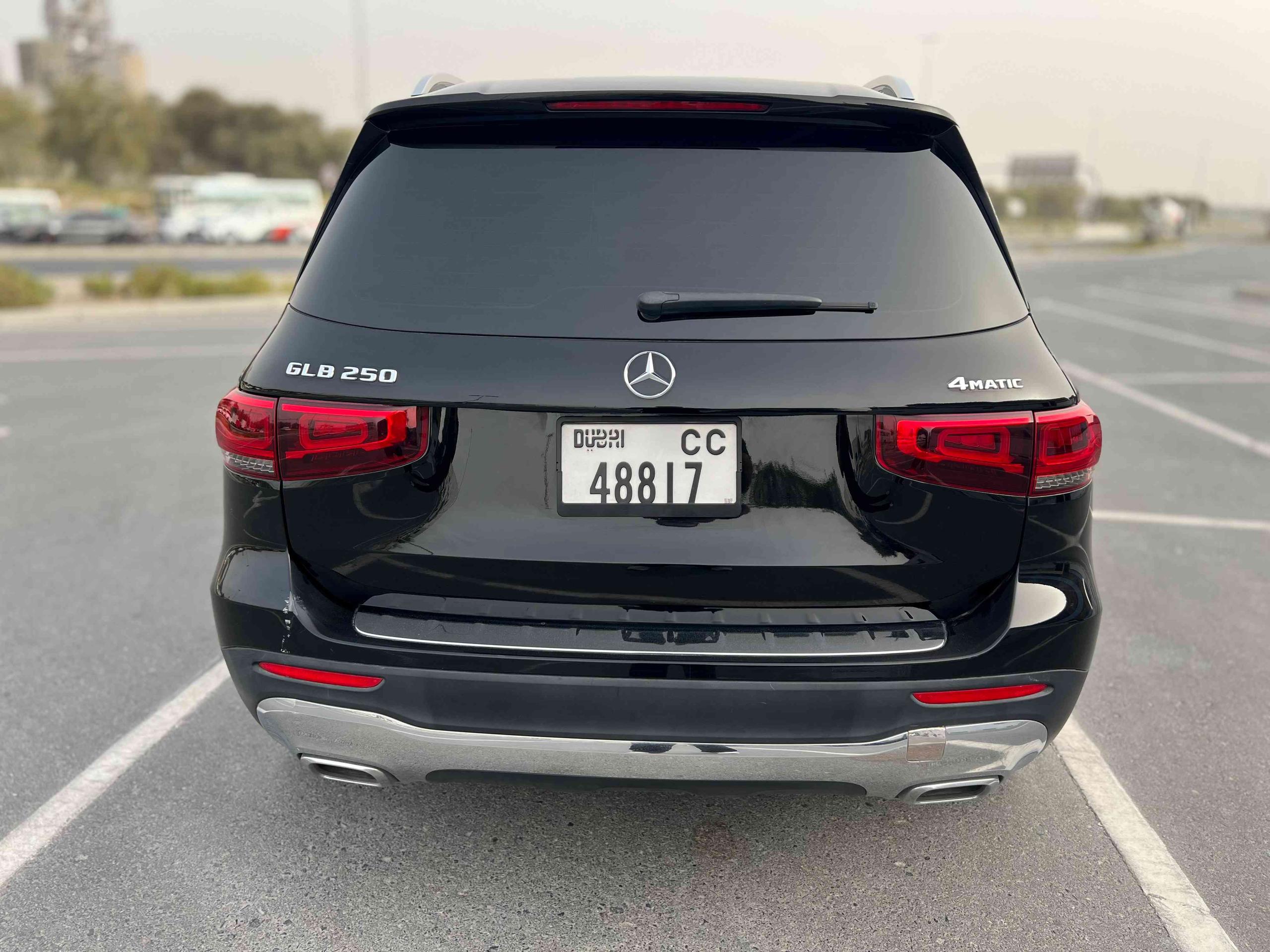 Mercedes Benz GLB 250 4Matic - view 5