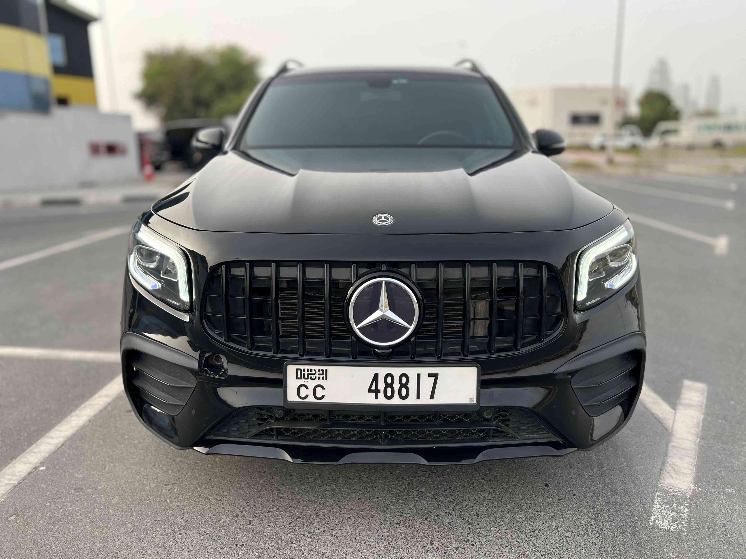 Mercedes Benz GLB 250 4Matic - view 2